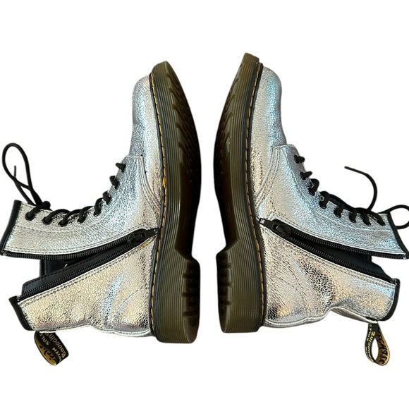 Dr. Doc Martens Silver Disco Crinkle Crackle Lace Up Boots 1460 J 4 5 NEW - Picture 8 of 13